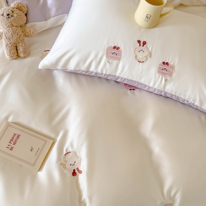 91家纺网 家纺一手货源 找家纺 蜜柚 2025新品60S奥地利兰精天丝小元素刺绣三件套四件套 三明治茶杯-紫