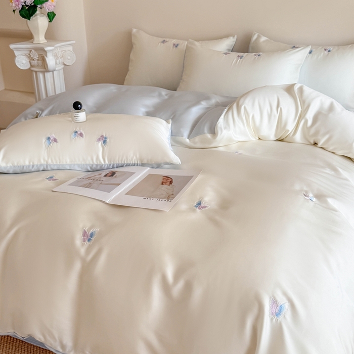 91家纺网 家纺一手货源 找家纺 蜜柚 2025新品60S奥地利兰精天丝小元素刺绣三件套四件套 紫蝴蝶