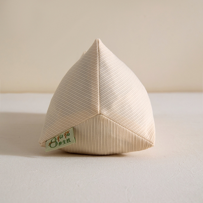 91家纺网 家纺一手货源 找家纺 微枕芯  2025新款柏福系列-草本养生牵引枕 三角款+礼盒-一对