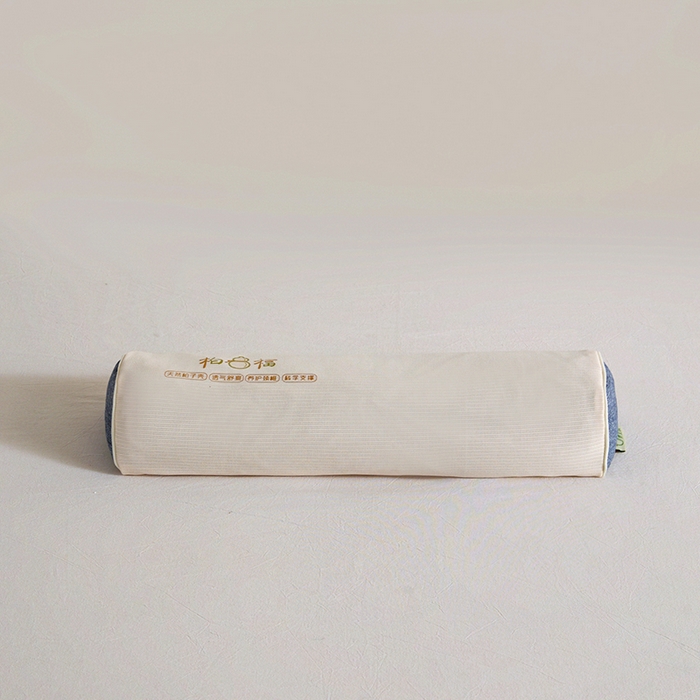 91家纺网 家纺一手货源 找家纺 微枕芯  2025新款柏福系列-草本养生牵引枕 柏福牵引颈椎枕圆柱款绿色边单只装