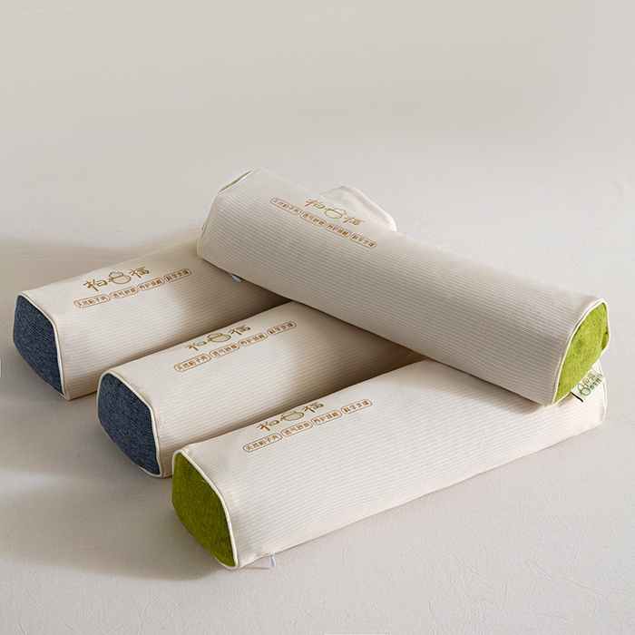 91家纺网 家纺一手货源 找家纺 微枕芯  2025新款柏福系列-草本养生牵引枕 柏福牵引颈椎枕圆柱款绿色边一对装