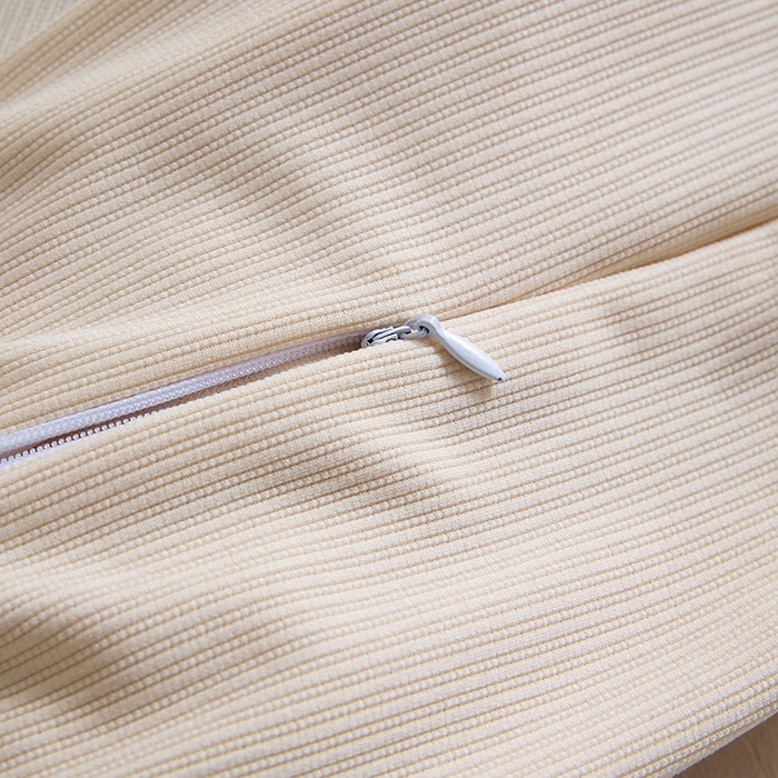 91家纺网 家纺一手货源 找家纺 微枕芯  2025新款柏福系列-草本养生牵引枕 圆柱款蓝色边+礼盒-一对