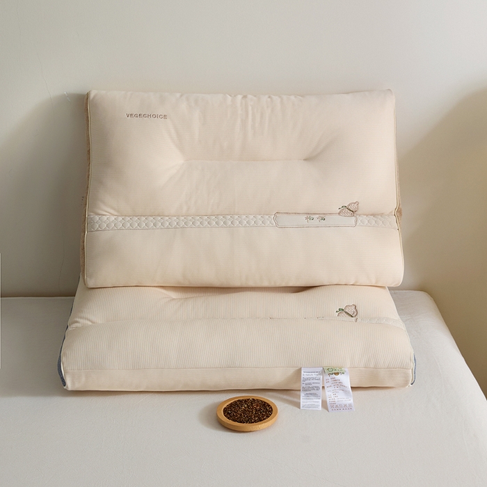 91家纺网 家纺一手货源 找家纺 微枕芯  2025新款柏福系列-草本养生牵引枕 柏福草本分区护颈枕一对装