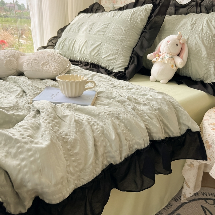 91家纺网 家纺一手货源 找家纺 （总）子钦2025新款泡泡纱韩版雪纺花边单夏被夏被四件套