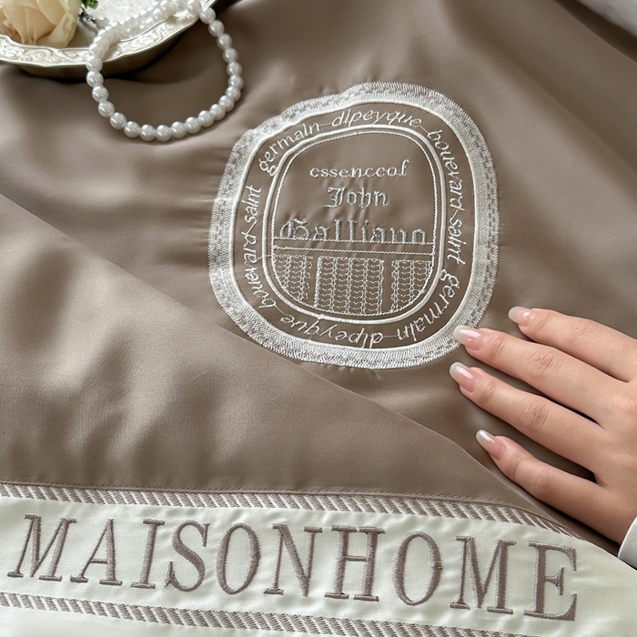 91家纺网 家纺一手货源 找家纺 汇庭 2025新款蒂普特夏被 咖色