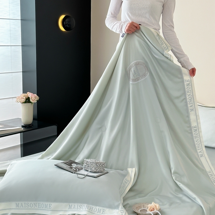 91家纺网 家纺一手货源 找家纺 汇庭 2025新款蒂普特夏被 绿色