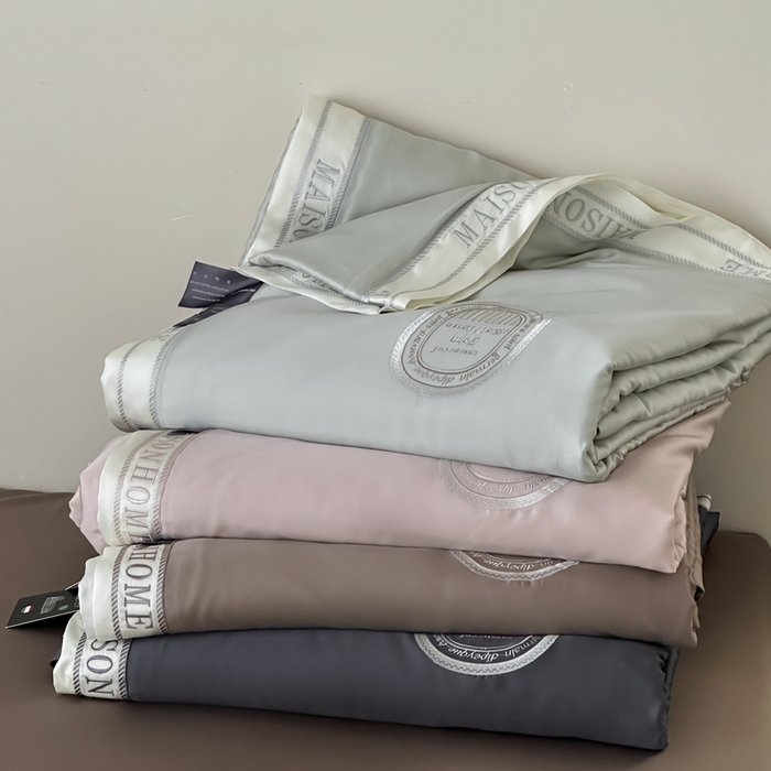 91家纺网 家纺一手货源 找家纺 汇庭 2025新款蒂普特夏被 叠拍组合（仅供参考）