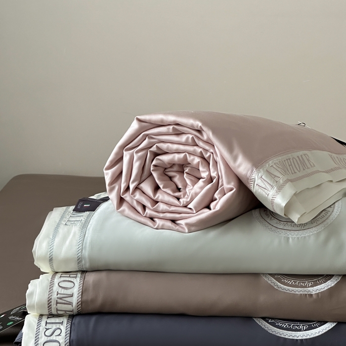 91家纺网 家纺一手货源 找家纺 汇庭 2025新款蒂普特夏被 叠拍组合（仅供参考）