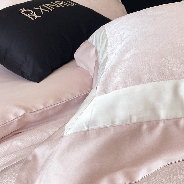 91家纺网 家纺一手货源 找家纺 馨蕊家居 2025新款高精密天丝棉提花流金岁月系列四件套 天丝棉流金岁月-初夏粉