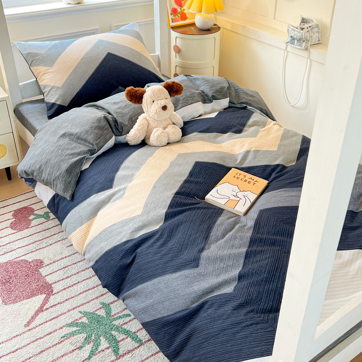 91家纺网 家纺一手货源 找家纺 西引力 2025新款全棉印花学生宿舍三件套四件套 文森特