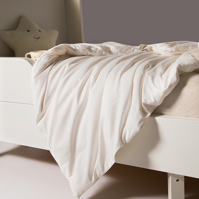 91家纺网 家纺一手货源 找家纺 鑫田家纺 婴幼儿蚕丝被100%桑蚕丝长丝全棉卡通幼儿园被芯夏被春秋被冬被  桑蚕丝纯被芯-本白色