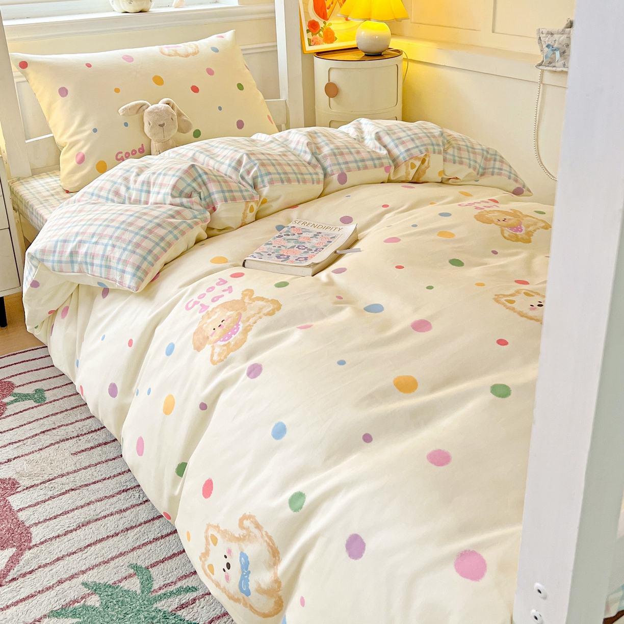 91家纺网 家纺一手货源 找家纺 西引力 2025新款全棉印花学生宿舍三件套四件套 假日小狗