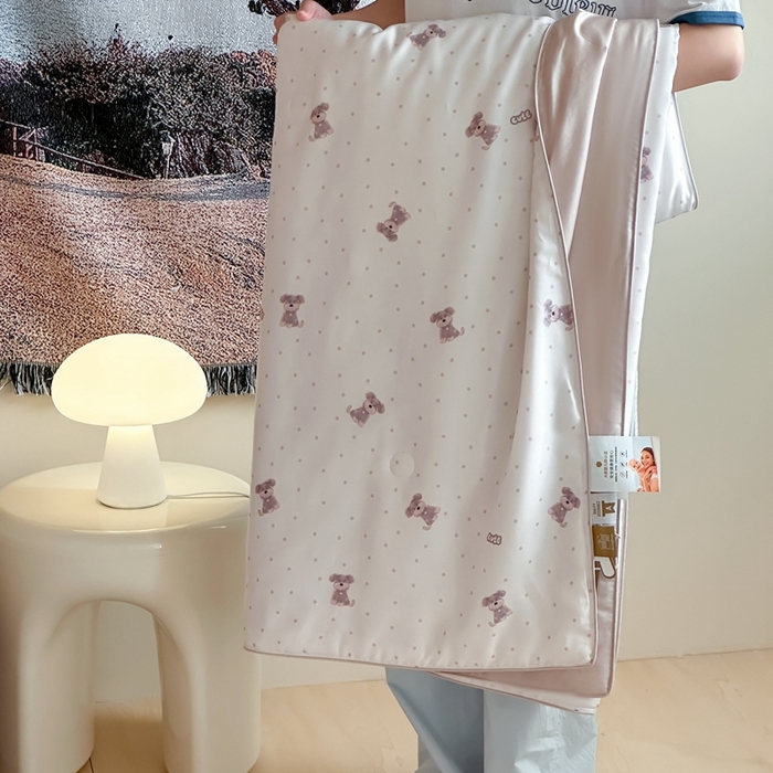 91家纺网 家纺一手货源 找家纺 汇庭2025新款奇趣夏被 曲奇狗