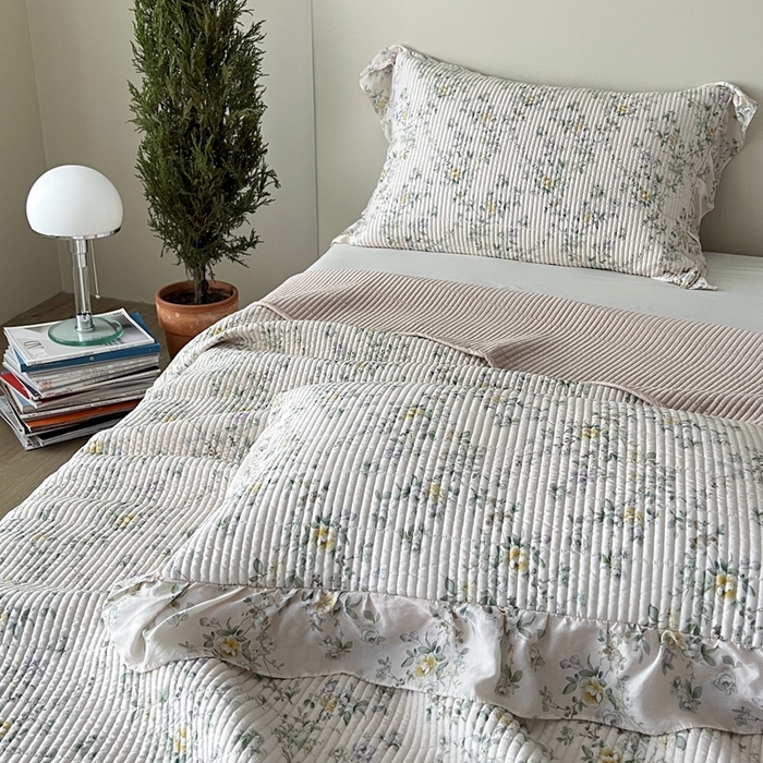 91家纺网 家纺一手货源 找家纺 2025新款悠扬床盖三件套 森语绿花