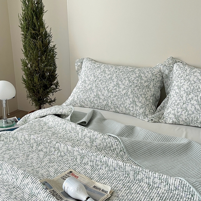 91家纺网 家纺一手货源 找家纺 2025新款悠扬床盖三件套 山茶花