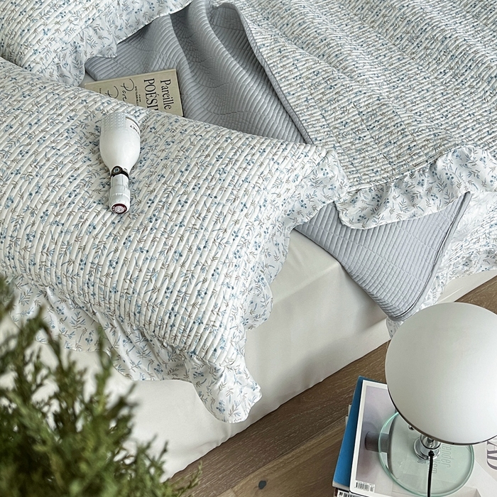 91家纺网 家纺一手货源 找家纺 2025新款悠扬床盖三件套 四叶青