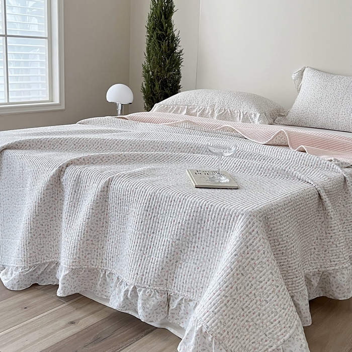 91家纺网 家纺一手货源 找家纺 2025新款悠扬床盖三件套 夏瑾小花