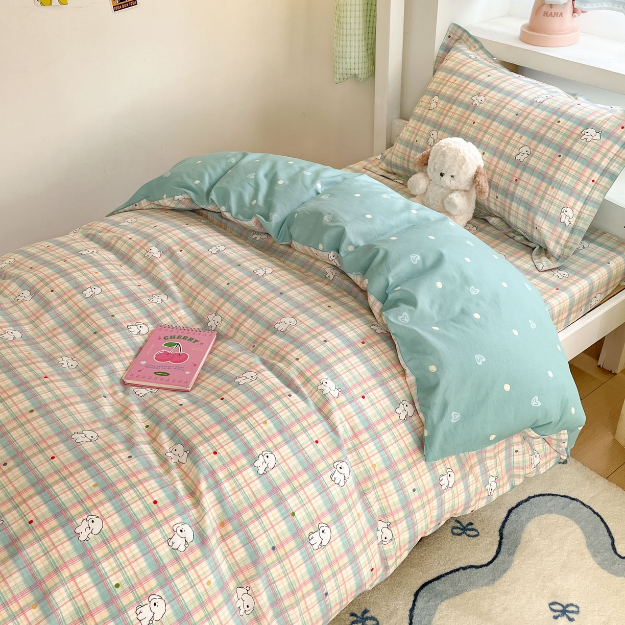 91家纺网 家纺一手货源 找家纺 铭成家纺 2025新款全棉印花学生三件套系列（提供买家秀） 彩虹格小狗