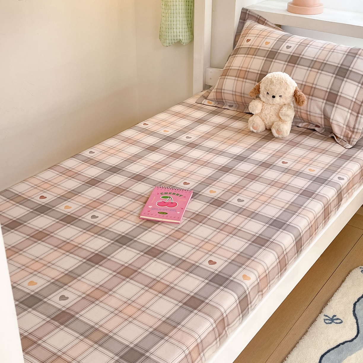 91家纺网 家纺一手货源 找家纺 铭成家纺 2025新款全棉印花学生单床笠系列 拿铁米