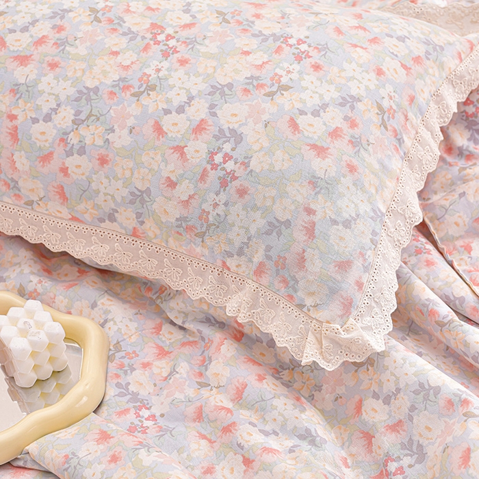 91家纺网 家纺一手货源 找家纺 绘萱家居 2025新款100%全棉双层纱花边床裙款夏被四件套