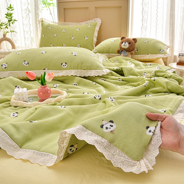 91家纺网 家纺一手货源 找家纺 绘萱家居 2025新款100%全棉双层纱花边床裙款夏被四件套