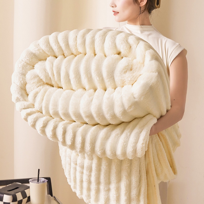 91家纺网 家纺一手货源 找家纺 合纵跨境工厂 2025新款兔毛绒法兰绒贝贝绒毛毯跨境外贸JIT一件代发TEMU亚马逊希音包过核价抽条毛毯 淡然米