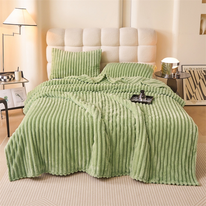 91家纺网 家纺一手货源 找家纺 合纵跨境工厂 2025新款兔毛绒法兰绒贝贝绒毛毯跨境外贸JIT一件代发TEMU亚马逊希音包过核价抽条毛毯 橄榄绿