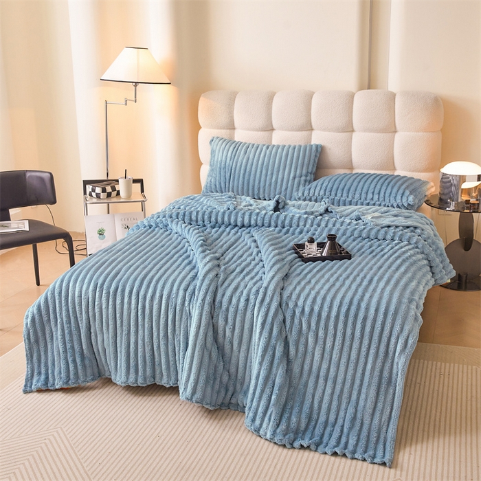 91家纺网 家纺一手货源 找家纺 合纵跨境工厂 2025新款兔毛绒法兰绒贝贝绒毛毯跨境外贸JIT一件代发TEMU亚马逊希音包过核价抽条毛毯 晴空蓝