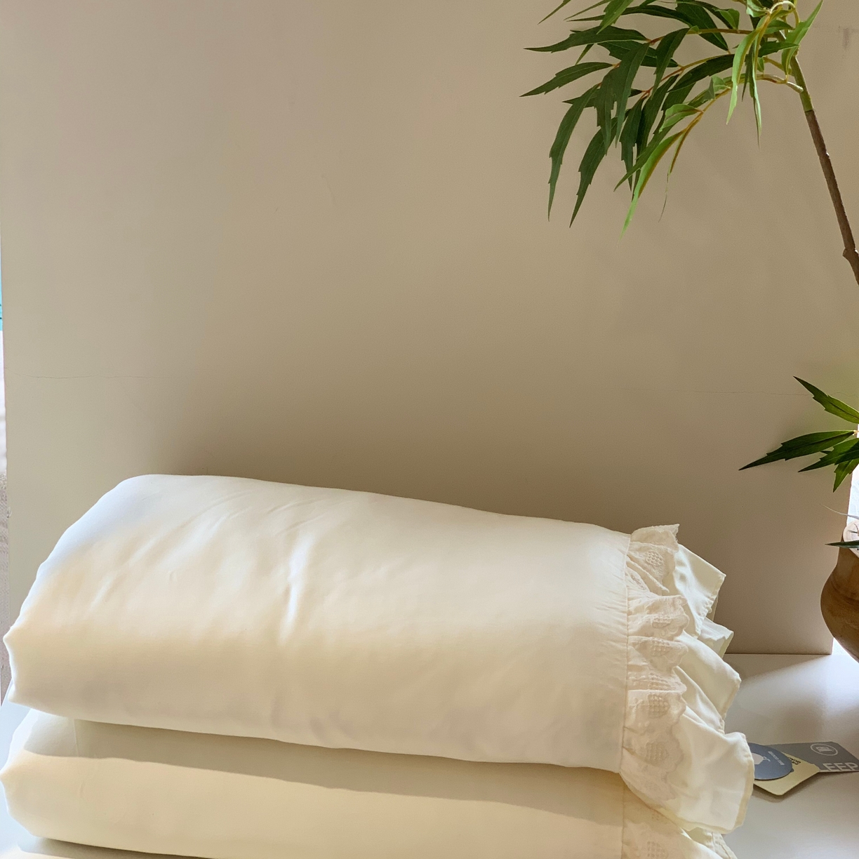 91家纺网 家纺一手货源 找家纺 汇庭 2025春夏新款美心真被系列夏凉被空调被单夏被 爱心奶白