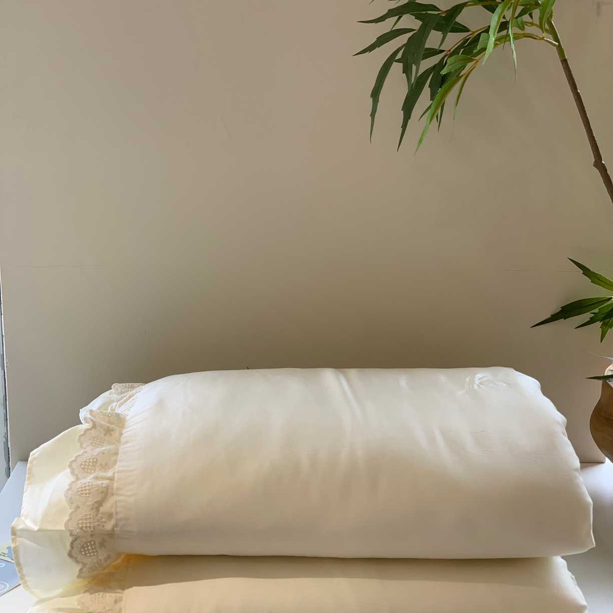 91家纺网 家纺一手货源 找家纺 汇庭 2025春夏新款美心真被系列夏凉被空调被单夏被 爱心奶白