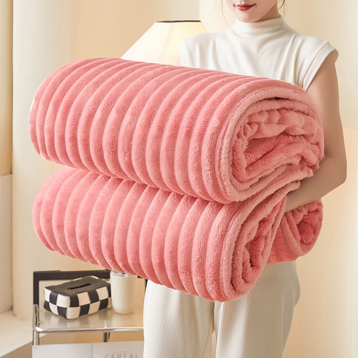 91家纺网 家纺一手货源 找家纺 合纵跨境工厂 2025新款兔毛绒法兰绒贝贝绒毛毯跨境外贸JIT一件代发TEMU亚马逊希音包过核价抽条毛毯 心悦粉