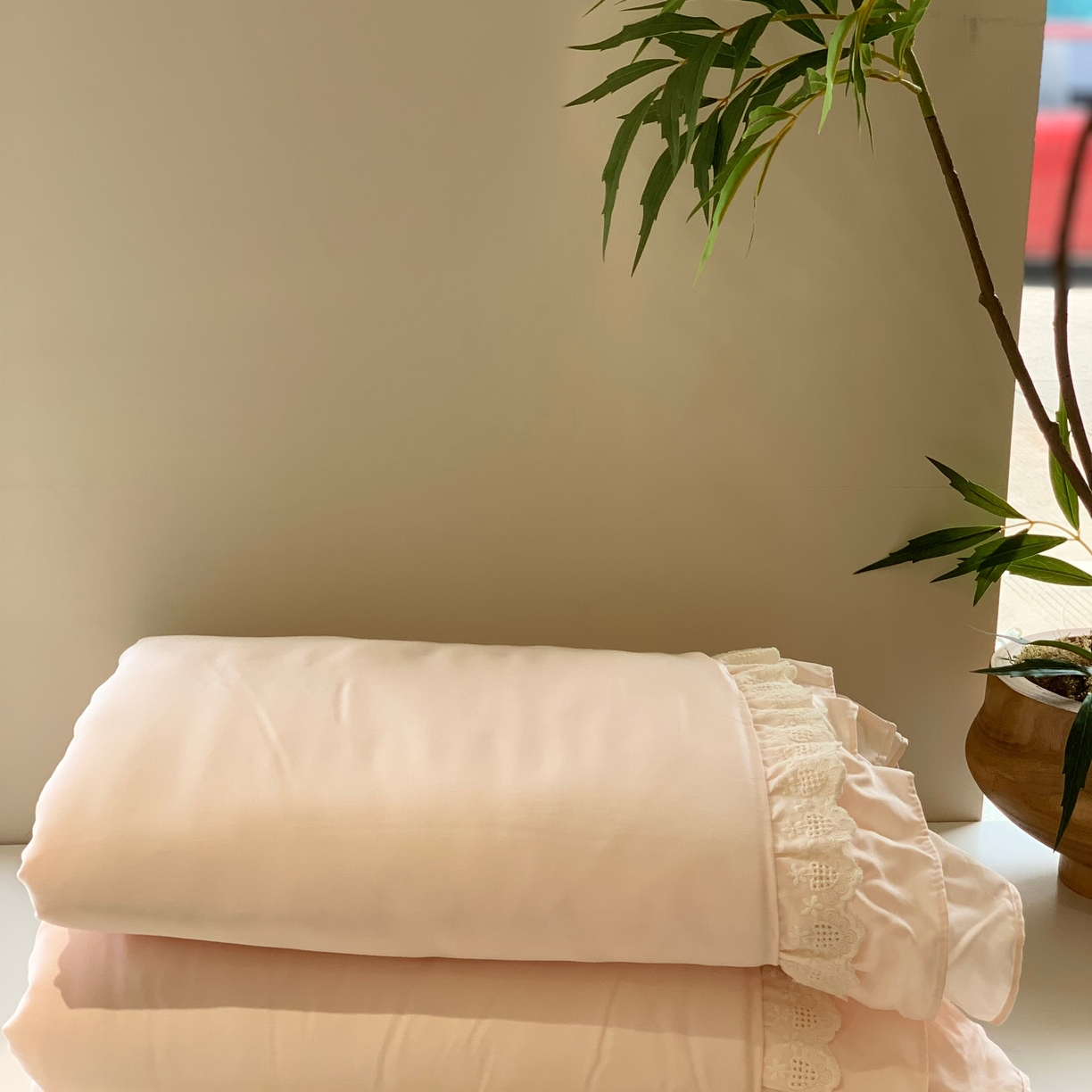 91家纺网 家纺一手货源 找家纺 汇庭 2025春夏新款美心真被系列夏凉被空调被单夏被 爱心杏粉