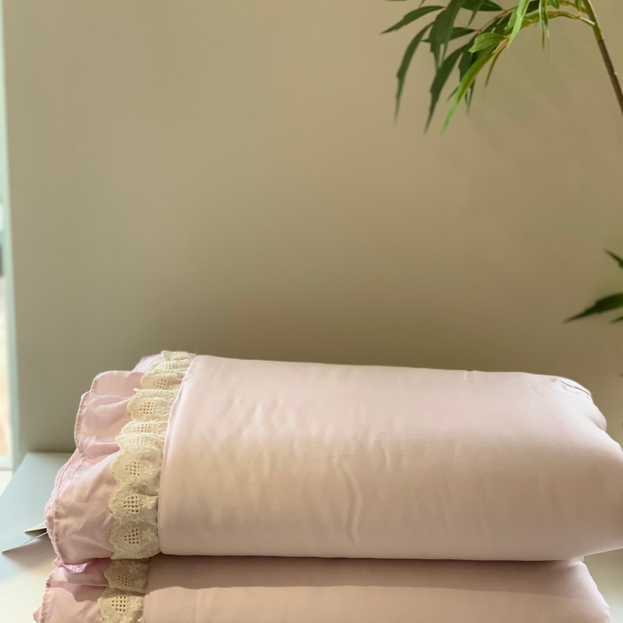 91家纺网 家纺一手货源 找家纺 汇庭 2025春夏新款美心真被系列夏凉被空调被单夏被 爱心紫罗兰