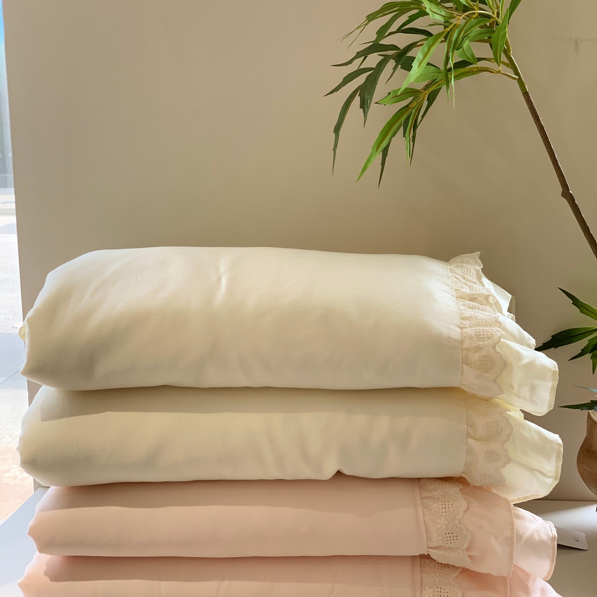 91家纺网 家纺一手货源 找家纺 汇庭 2025春夏新款美心真被系列夏凉被空调被单夏被 组合图仅供参考