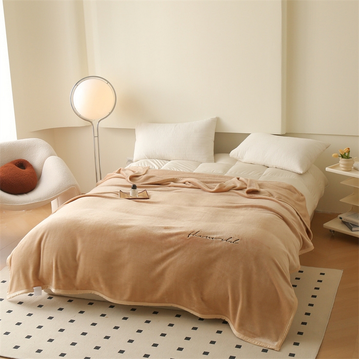 91家纺网 家纺一手货源 找家纺 合纵跨境工厂 2025新品绣花牛奶绒毛毯法莱绒雪花绒贝贝绒双面绒毛毯跨境外贸JIT一件代发TEMU亚马逊希音包过核价nice nice浅驼