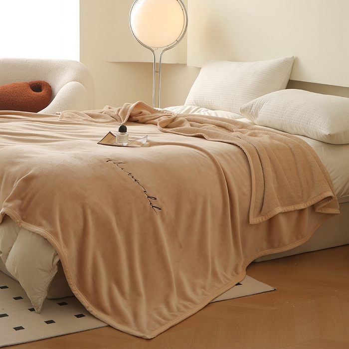 91家纺网 家纺一手货源 找家纺 合纵跨境工厂 2025新品绣花牛奶绒毛毯法莱绒雪花绒贝贝绒双面绒毛毯跨境外贸JIT一件代发TEMU亚马逊希音包过核价nice nice浅驼