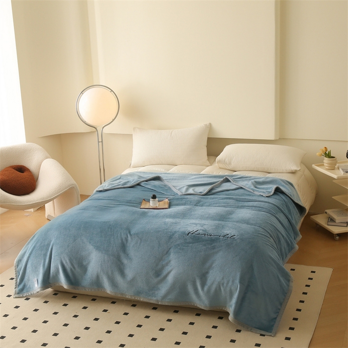 91家纺网 家纺一手货源 找家纺 合纵跨境工厂 2025新品绣花牛奶绒毛毯法莱绒雪花绒贝贝绒双面绒毛毯跨境外贸JIT一件代发TEMU亚马逊希音包过核价nice nice灰蓝