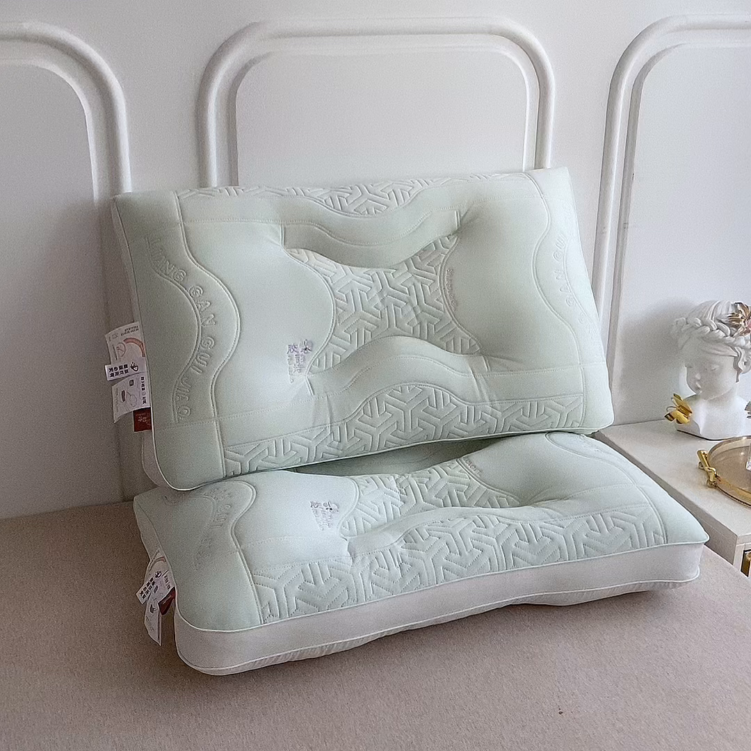 91家纺网 家纺一手货源 找家纺 珍贝家纺 2025新款A类胶韵诗凉感丝枕芯冰丝枕枕头枕芯 A类胶韵诗凉感丝枕-绿色 48x74cm/只