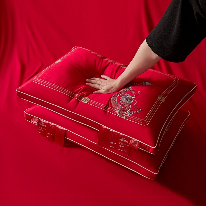 91家纺网 家纺一手货源 找家纺 （总）珍贝家纺 2025新款龙凤呈祥枕 枕头枕芯