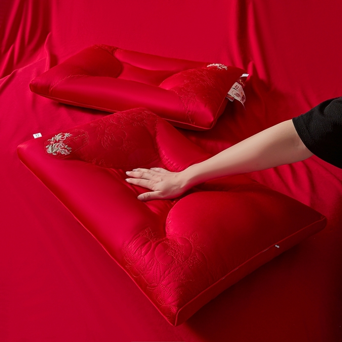 91家纺网 家纺一手货源 找家纺 （总）珍贝家纺 2025新款榴开百子枕 枕头枕芯