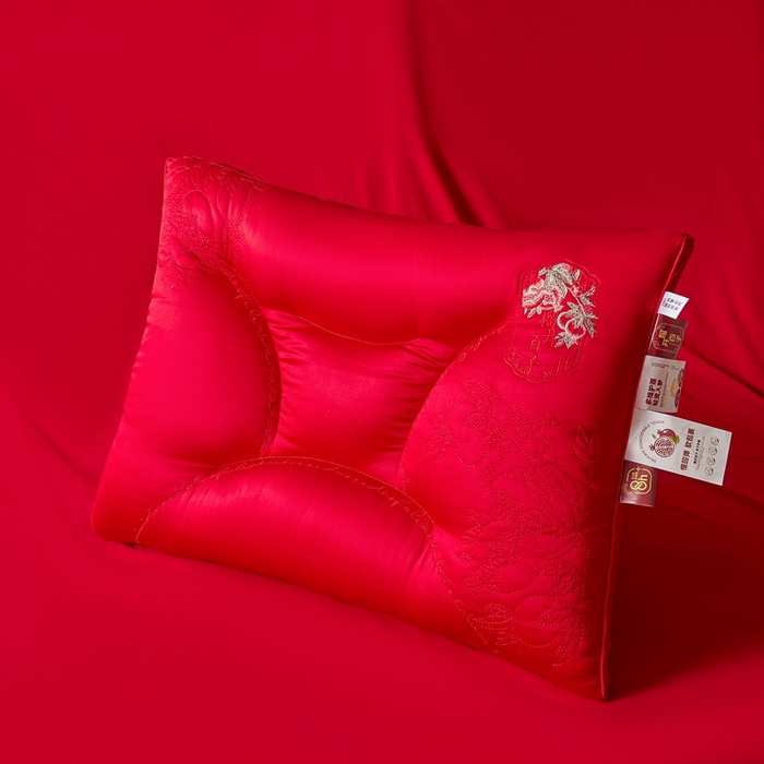 91家纺网 家纺一手货源 找家纺 （总）珍贝家纺 2025新款榴开百子枕 枕头枕芯