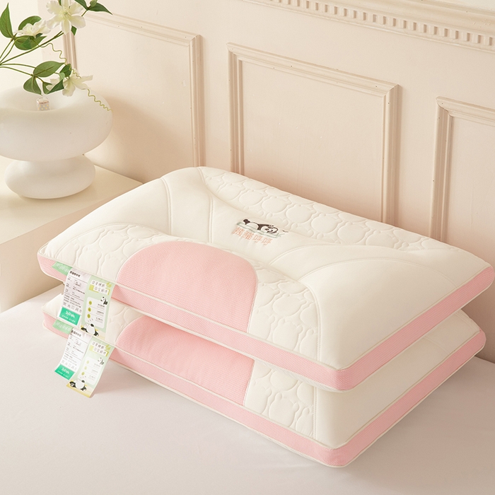 91家纺网 家纺一手货源 找家纺 珍贝家纺 2024新款A类凉感丝熊猫呼呼枕芯护颈枕头 熊猫呼呼-粉色 48x74cm/只