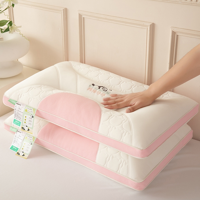 91家纺网 家纺一手货源 找家纺 珍贝家纺 2024新款A类凉感丝熊猫呼呼枕芯护颈枕头 熊猫呼呼-粉色 48x74cm/只