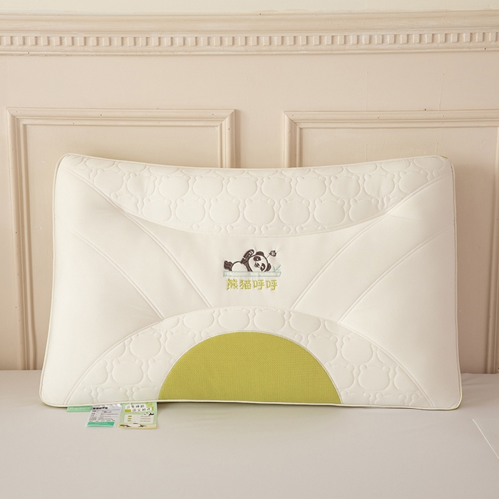 91家纺网 家纺一手货源 找家纺 珍贝家纺 2024新款A类凉感丝熊猫呼呼枕芯护颈枕头 熊猫呼呼-嫩绿 48x74cm/只