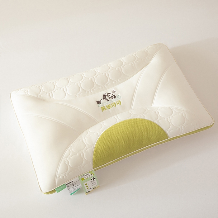 91家纺网 家纺一手货源 找家纺 珍贝家纺 2024新款A类凉感丝熊猫呼呼枕芯护颈枕头 熊猫呼呼-嫩绿 48x74cm/只