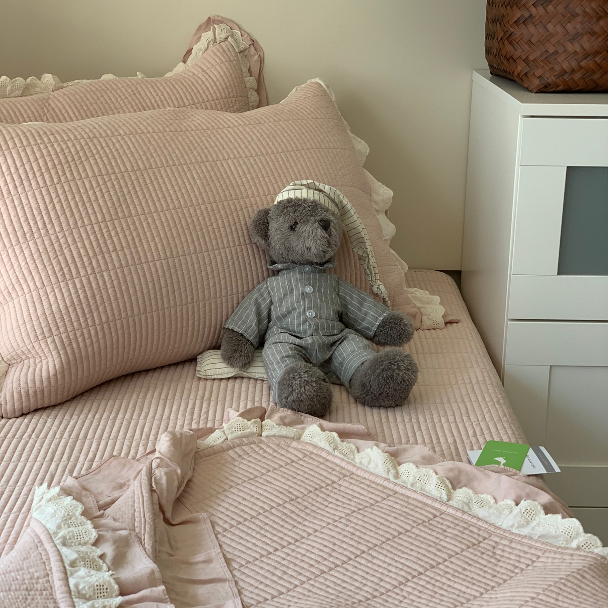 91家纺网 家纺一手货源 找家纺 汇庭 2025春夏新款美心床盖三件套系列 爱心豆沙