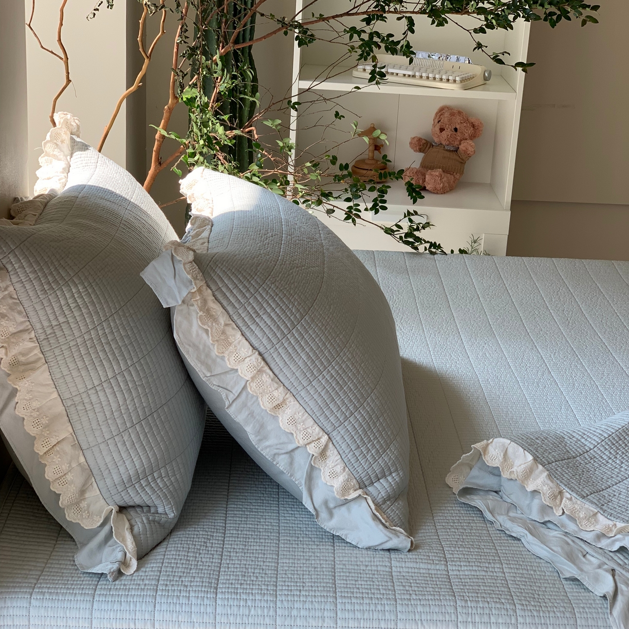 91家纺网 家纺一手货源 找家纺 汇庭 2025春夏新款美心床盖三件套系列 爱心甘蓝