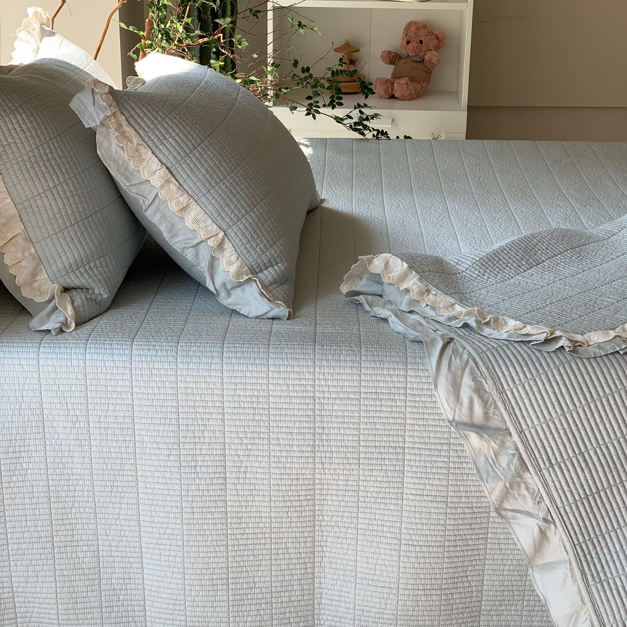 91家纺网 家纺一手货源 找家纺 汇庭 2025春夏新款美心床盖三件套系列 爱心甘蓝