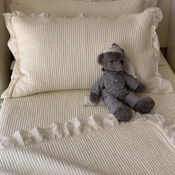 91家纺网 家纺一手货源 找家纺 汇庭 2025春夏新款美心床盖三件套系列 爱心奶白