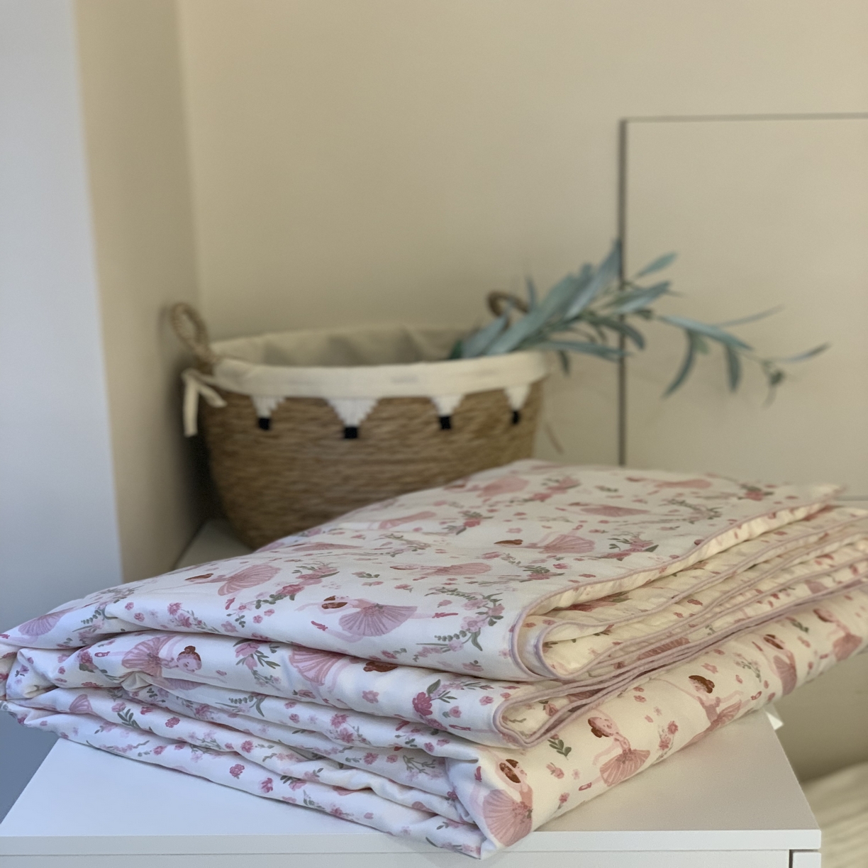 91家纺网 家纺一手货源 找家纺 汇庭 2025春夏新款蔓莎夏被系列夏凉被空调被单夏被 芭蕾女孩